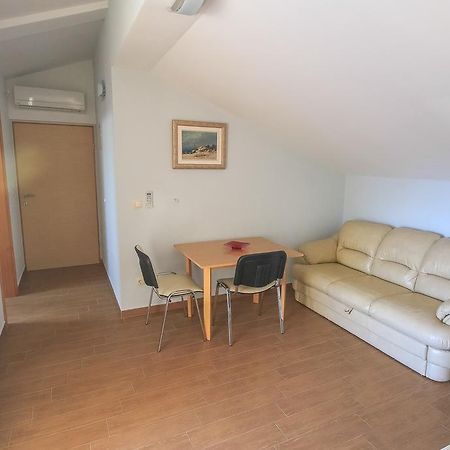 Apartment Ana Водице Екстер'єр фото