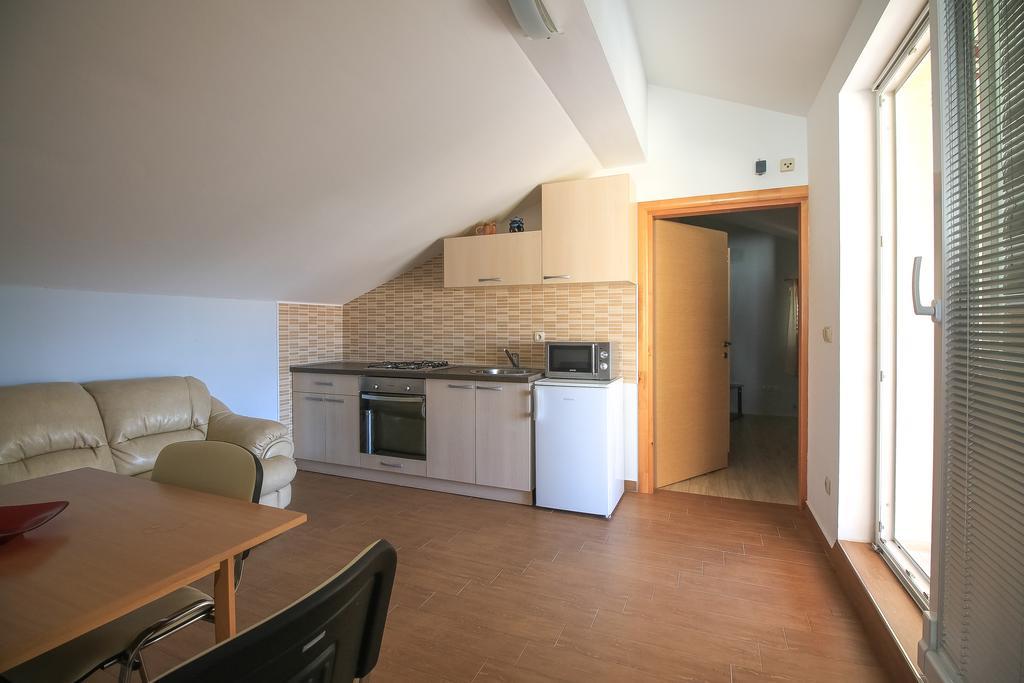 Apartment Ana Водице Екстер'єр фото